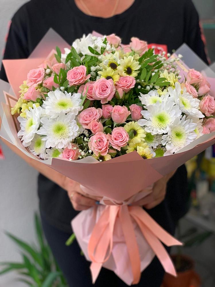 Букет цветов из: Розы и Хризантемы в Куликово