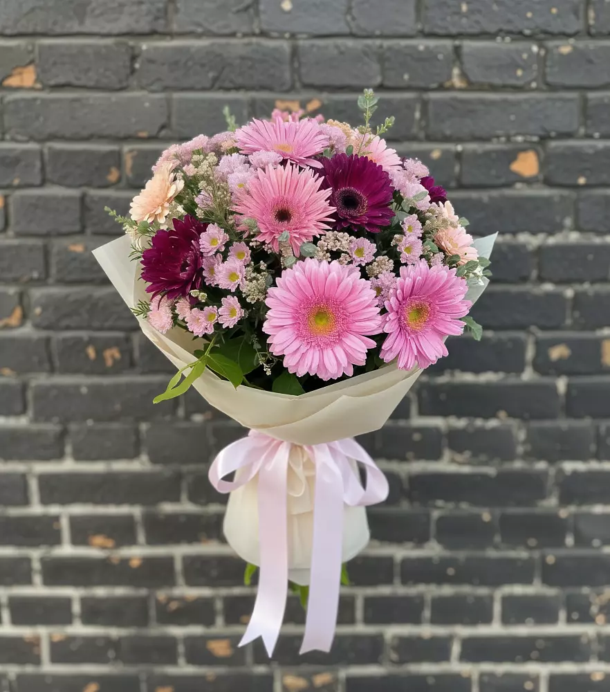 Букет цветов из: Герберы и Хризантемы в Куликово