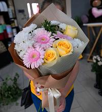 Букет цветов из:  Герберы, Розы и Хризантемы в Куликово
