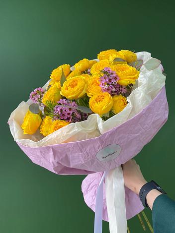 Букет Кустовые желтые розы в Куликово