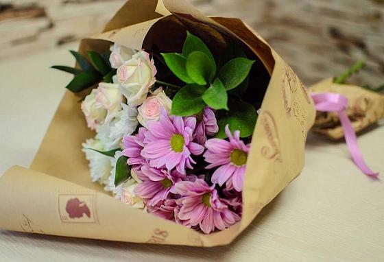 Букет цветов из: Розы и Хризантемы в Куликово