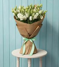 Букет цветов из:  Лизиантусы в Куликово