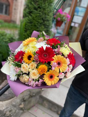Букет цветов из: Герберы, Ромашки, Хризантемы, Розы и Подсолнухи в Куликово