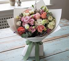 Букет цветов из:  Розы, Лизиантусы и Гвоздики в Куликово