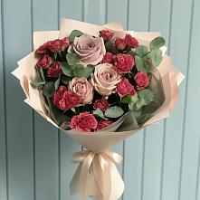 Букет цветов из:  Гвоздики и Розы в Куликово