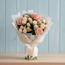 Букет цветов из:  Розы в Куликово